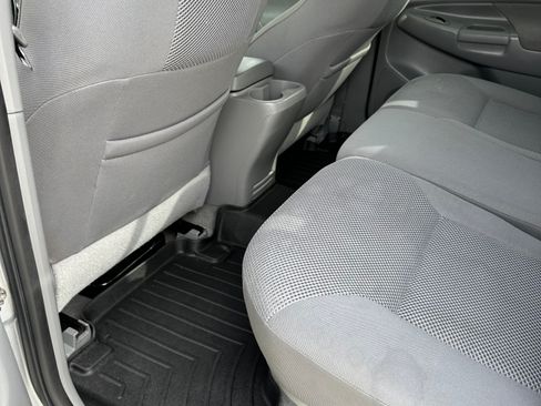 Used 2005 Toyota Tacoma PreRunner image 12