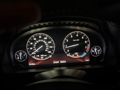 Used 2012 BMW 750Li image 4