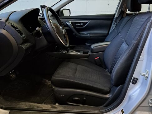 Used 2017 Nissan Altima 2.5 S w/ Power Driver Seat Package image 13