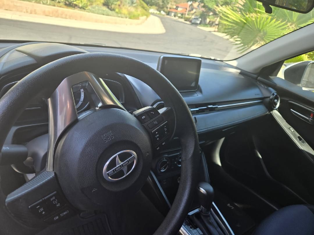 Used 2016 Scion iA FWD image 5