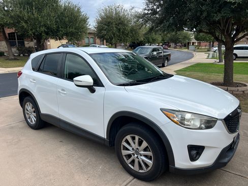 Used 2015 MAZDA CX-5 Touring image 1