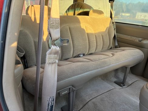 Used 1999 Chevrolet Tahoe 4WD 2-Door w/ Preferred Equipment Group image 10