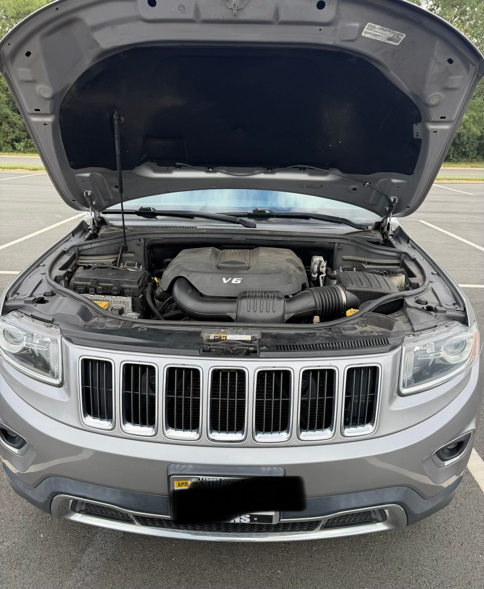 Used 2015 Jeep Grand Cherokee Limited AWD/4WD image 18