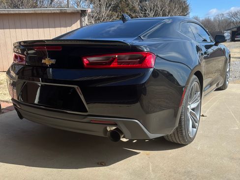 Used 2016 Chevrolet Camaro LT w/ RS Package image 9