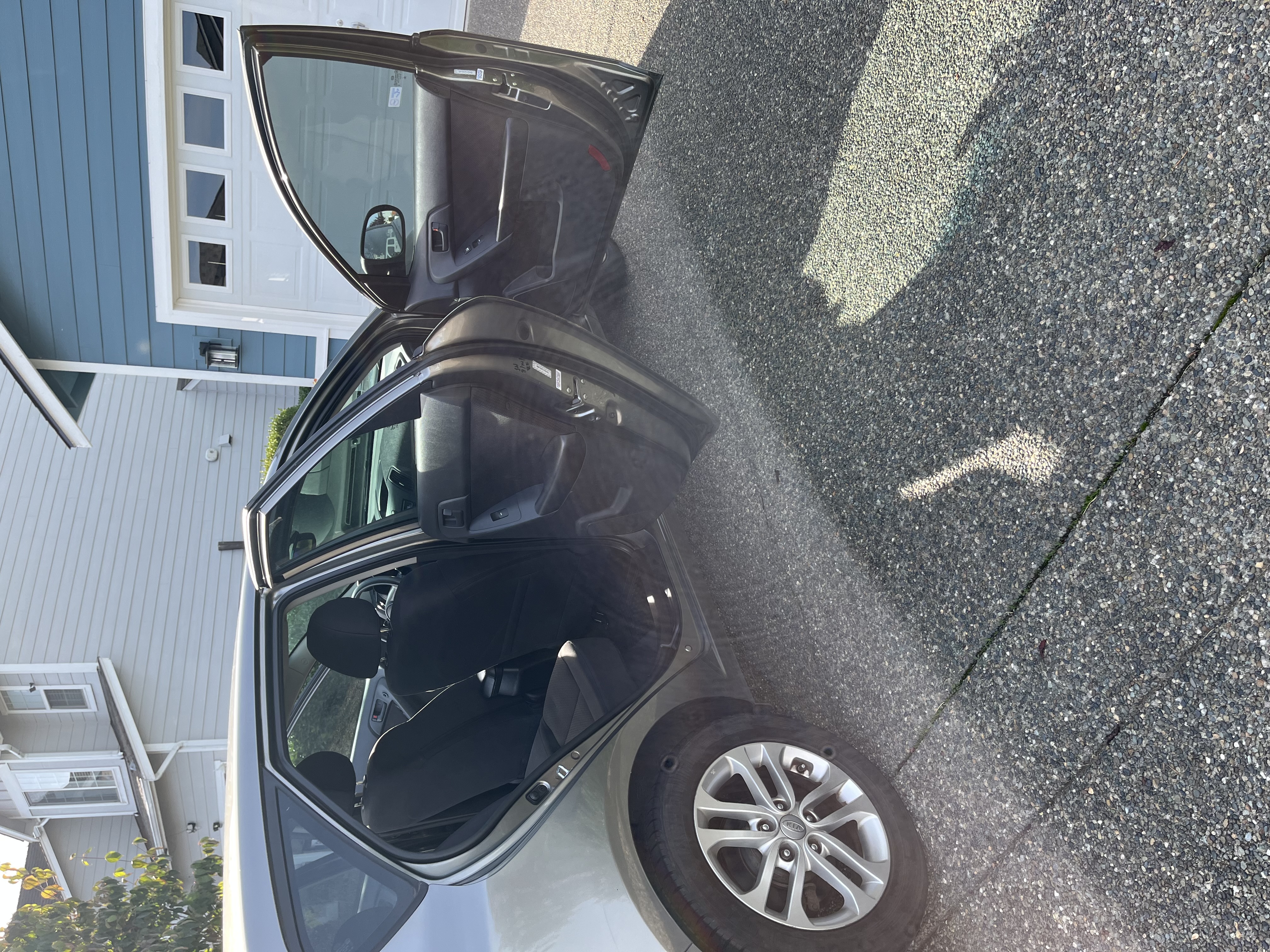 Used 2012 Kia Forte EX FWD image 1