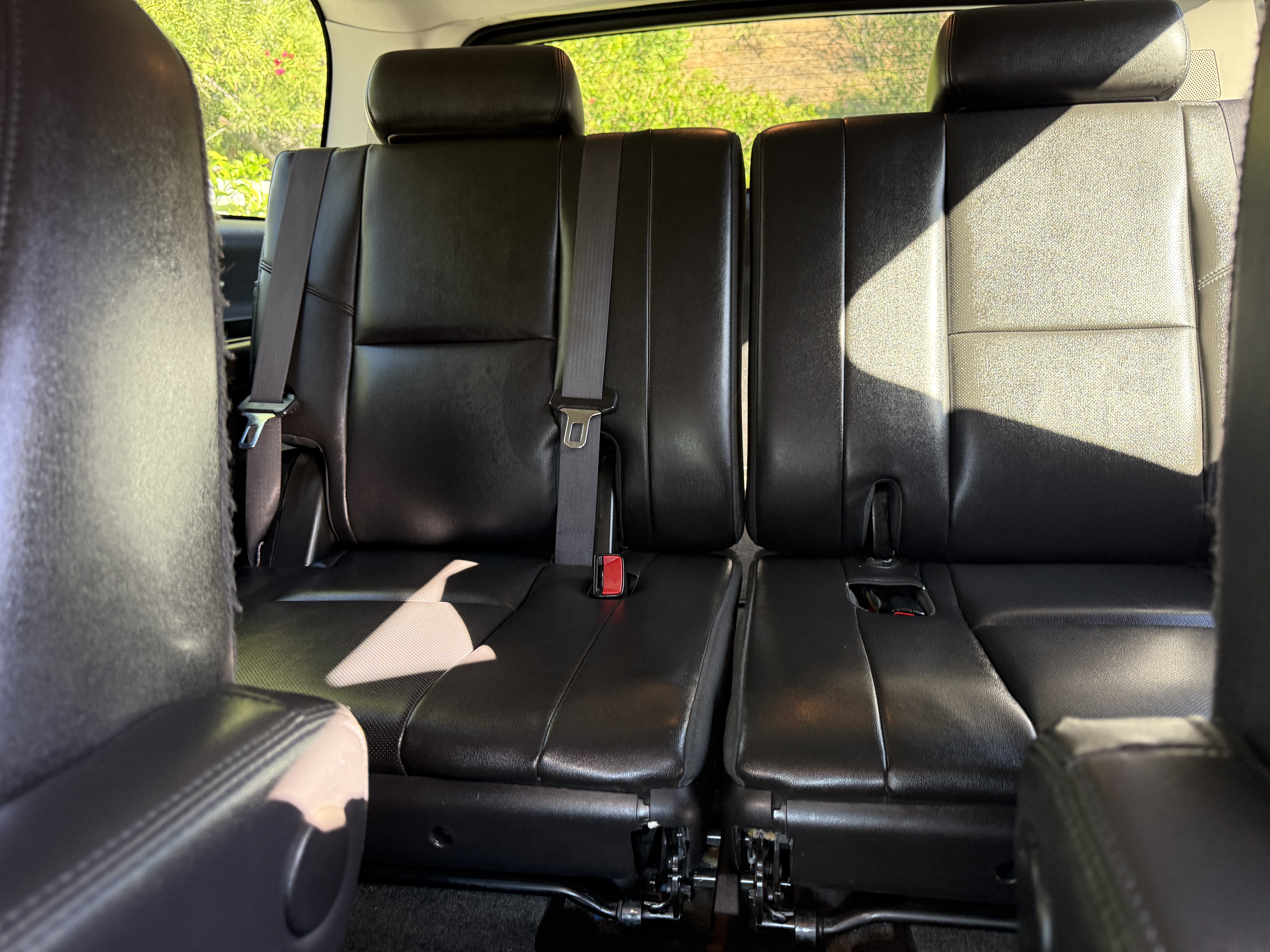 Used 2013 Cadillac Escalade ESV Premium AWD/4WD image 15