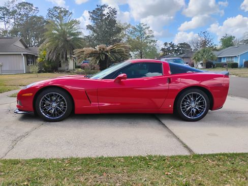 Used 2008 Chevrolet Corvette Coupe w/ Preferred Equipment Group image 2