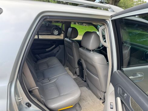 Used 2004 Toyota 4Runner Limited image 15