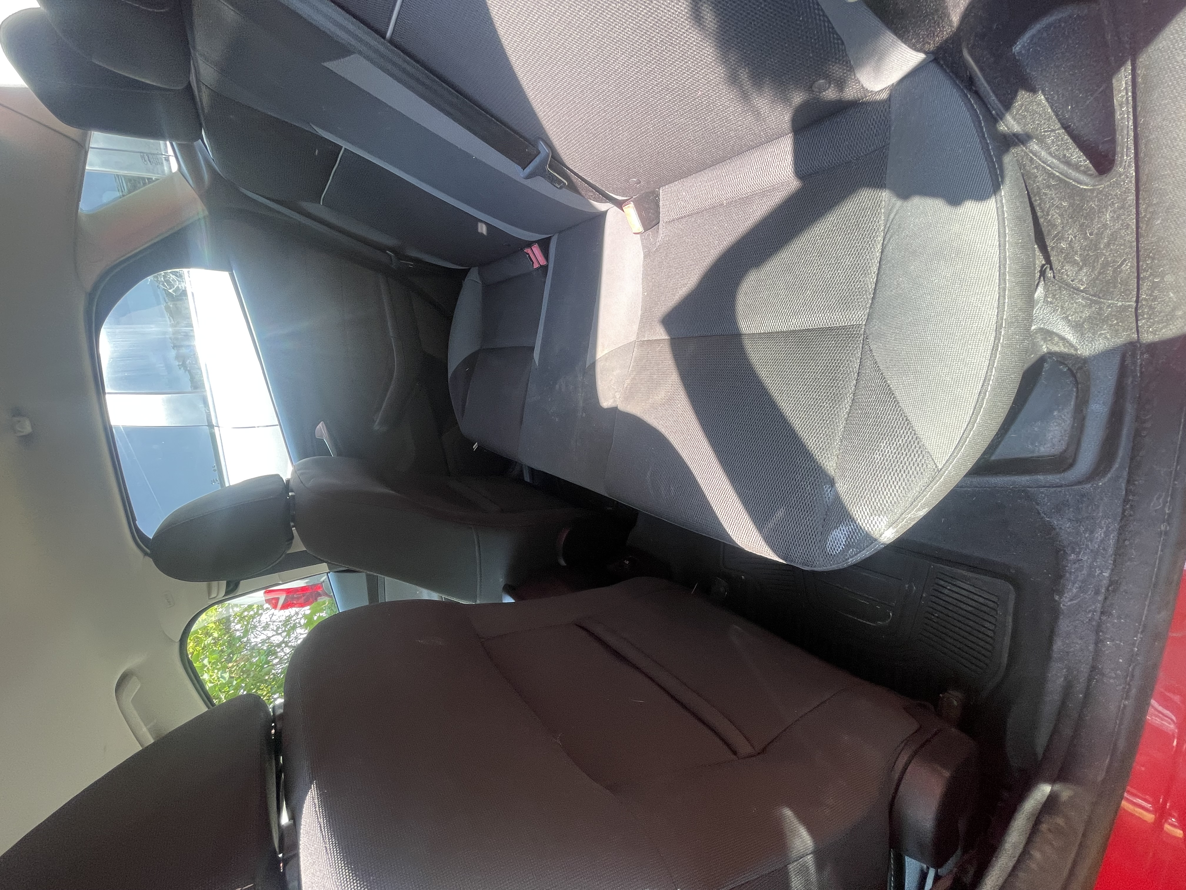 Used 2014 Ford Focus SE w/ SE Winter Package FWD image 11