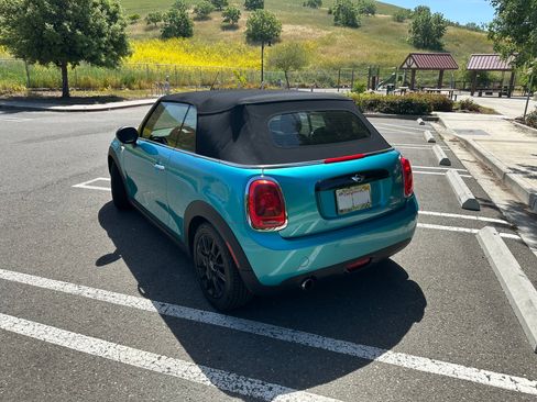 Used 2016 MINI Cooper Convertible image 6