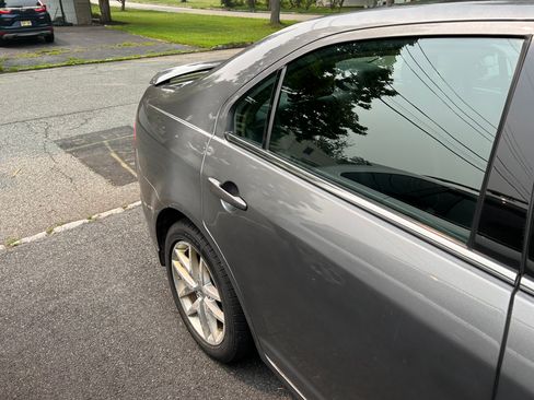 Used 2012 Ford Fusion SEL FWD image 4