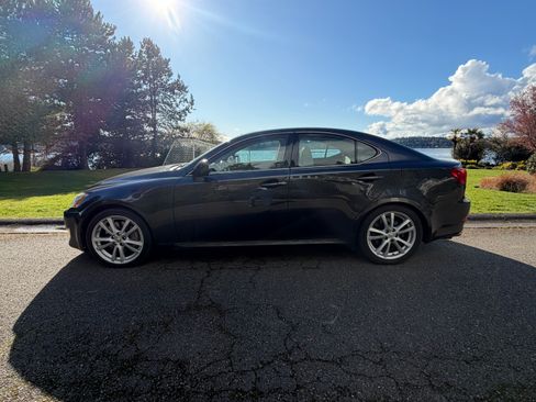 Used 2006 Lexus IS 350 image 24