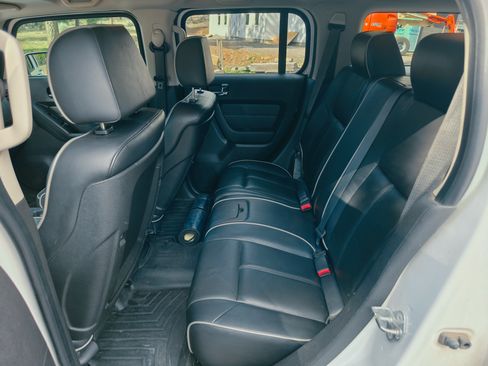 Used 2008 HUMMER H3 Alpha image 12