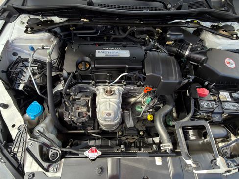 Used 2013 Honda Accord EX image 8