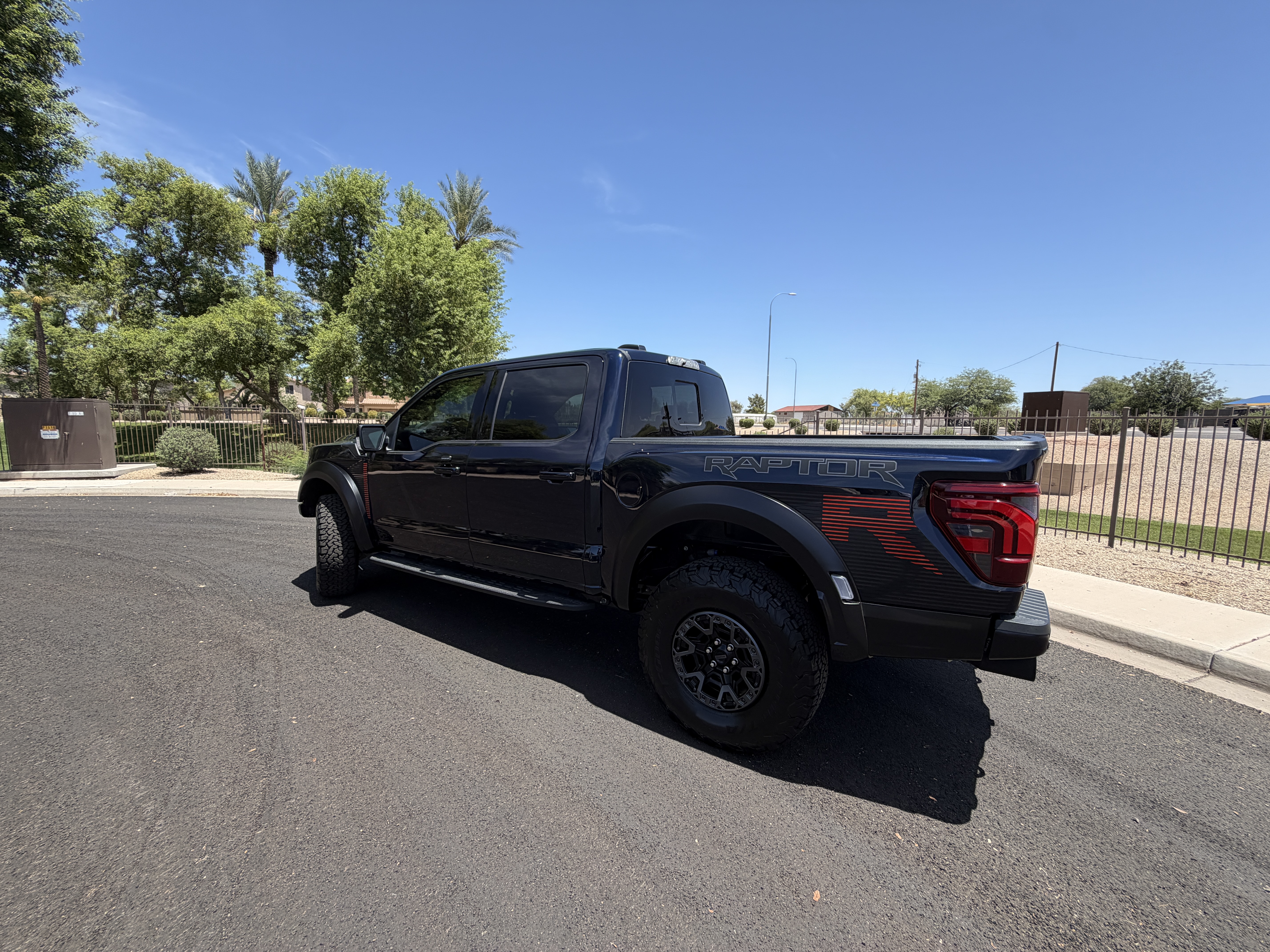 Used 2025 Ford F150 Raptor w/ Equipment Group 803A Raptor R AWD/4WD image 8