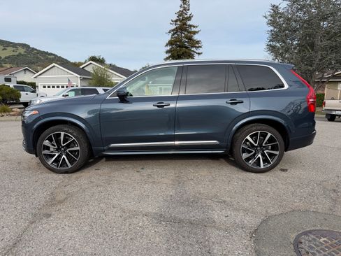 Used 2025 Volvo XC90 B6 Plus w/ Protection Package Premier image 4