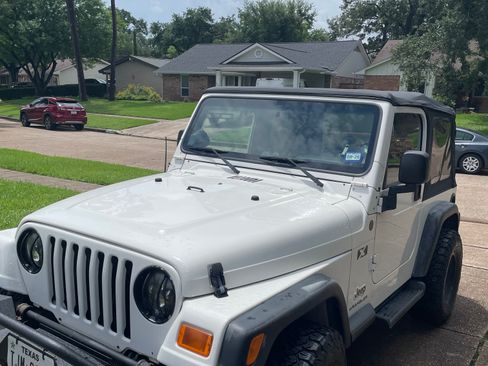 Used 2004 Jeep Wrangler X w/ Convenience Group AWD/4WD image 1