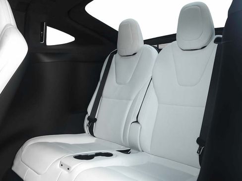 Used 2023 Tesla Model X Plaid image 14