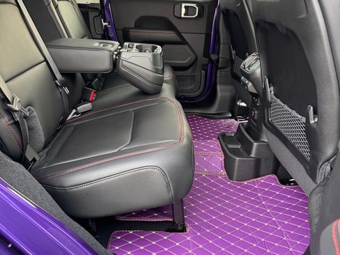 Used 2026 Jeep Wrangler Unlimited Rubicon image 11