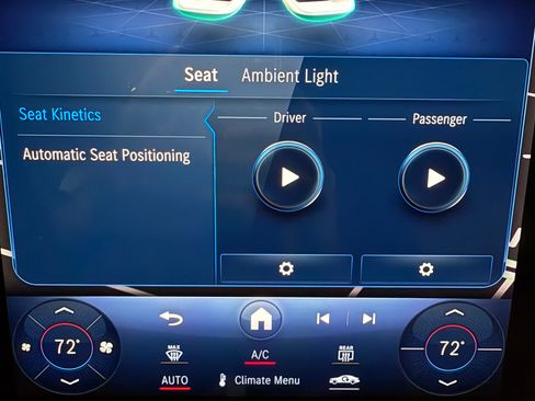 Used 2024 Mercedes-Benz GLC 300 300 Sport Utility 4D image 15