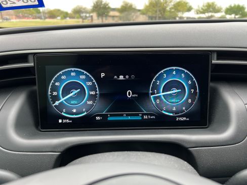 Used 2022 Hyundai Santa Cruz SEL w/ Activity Package image 16