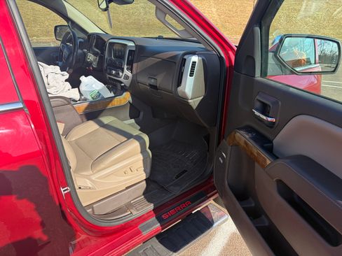 Used 2018 GMC Sierra 1500 SLT image 10