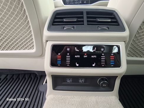 Used 2020 Audi A6 3.0T Prestige w/ Prestige Package image 31