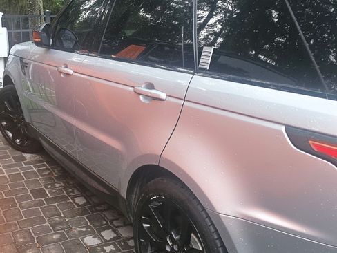 Used 2014 Land Rover Range Rover Sport Supercharged image 6