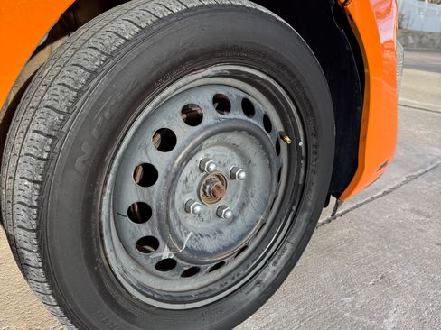 Used 2016 Toyota Prius C One image 16