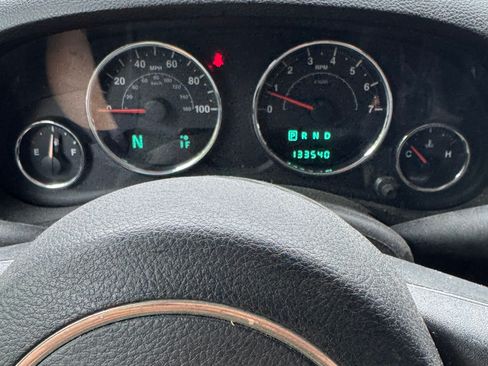 Used 2013 Jeep Wrangler Sport AWD/4WD image 16