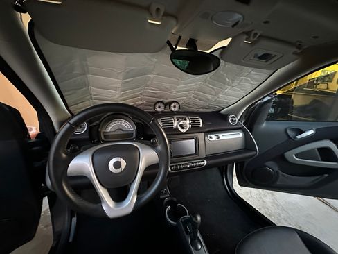 Used 2013 smart fortwo passion image 1