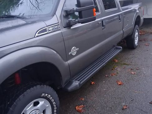 Used 2012 Ford F350 XLT w/ XLT Interior Pkg image 12