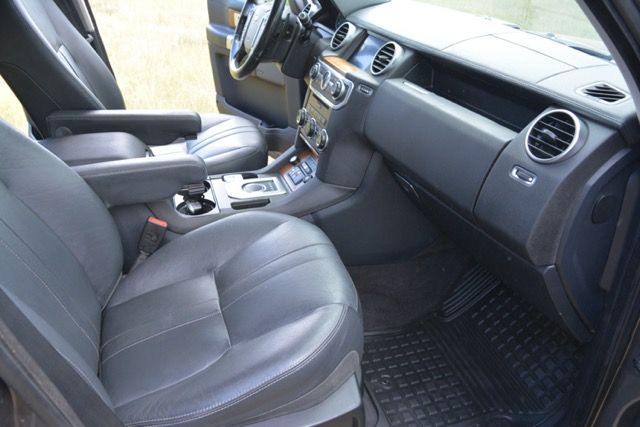 Used 2016 Land Rover LR4 HSE Silver Edition AWD/4WD image 13