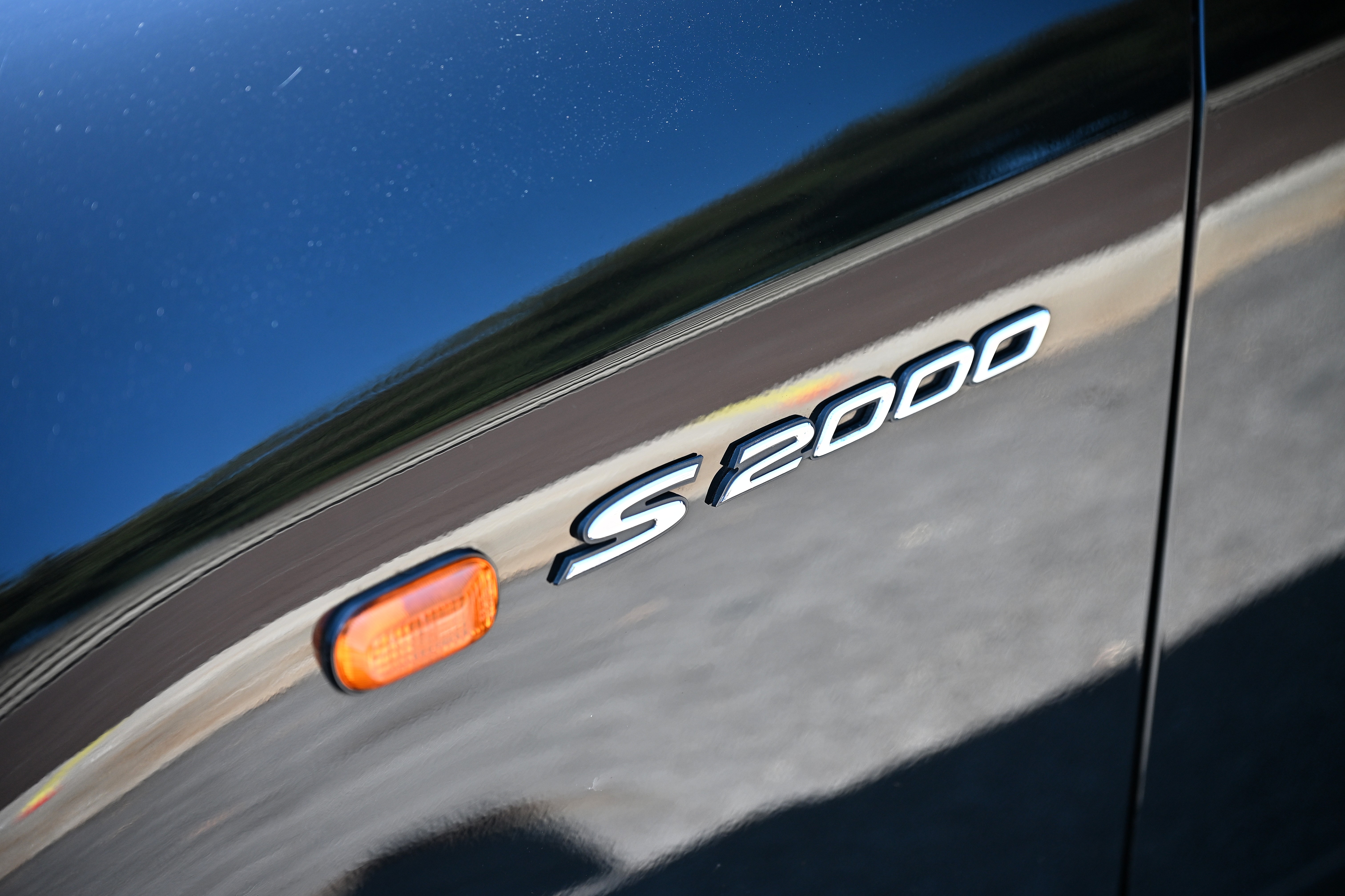 Used 2001 Honda S2000 image 11