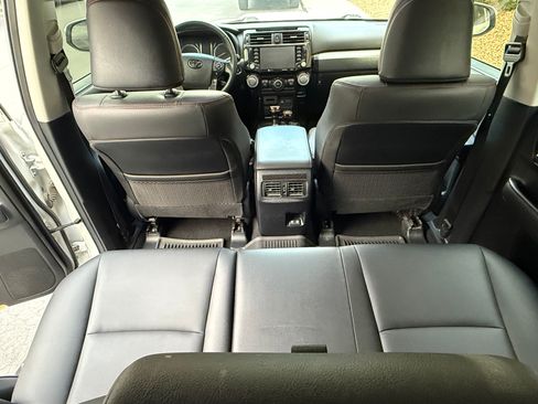Used 2020 Toyota 4Runner TRD Off-Road Premium w/ Moonroof Package AWD/4WD image 19