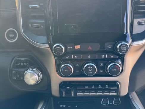 Used 2019 RAM 2500 Laramie image 23