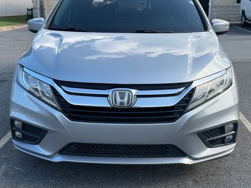 Used 2019 Honda Odyssey EX-L image 4