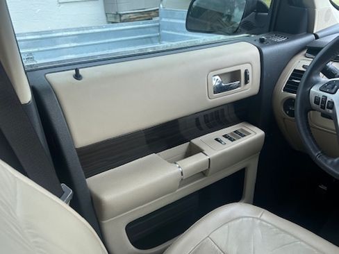 Used 2014 Ford Flex SEL w/ Equipment Group 202A image 18