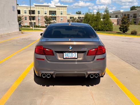 Used 2016 BMW M5 RWD image 6
