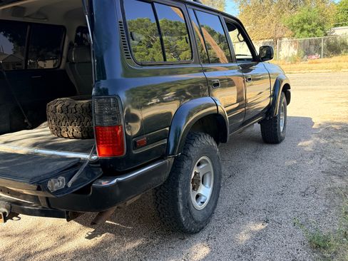 Used 1994 Toyota Land Cruiser AWD/4WD image 4