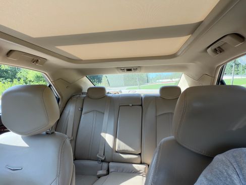 Used 2008 Cadillac CTS 3.6 w/ Luxury Level Two Package RWD image 16