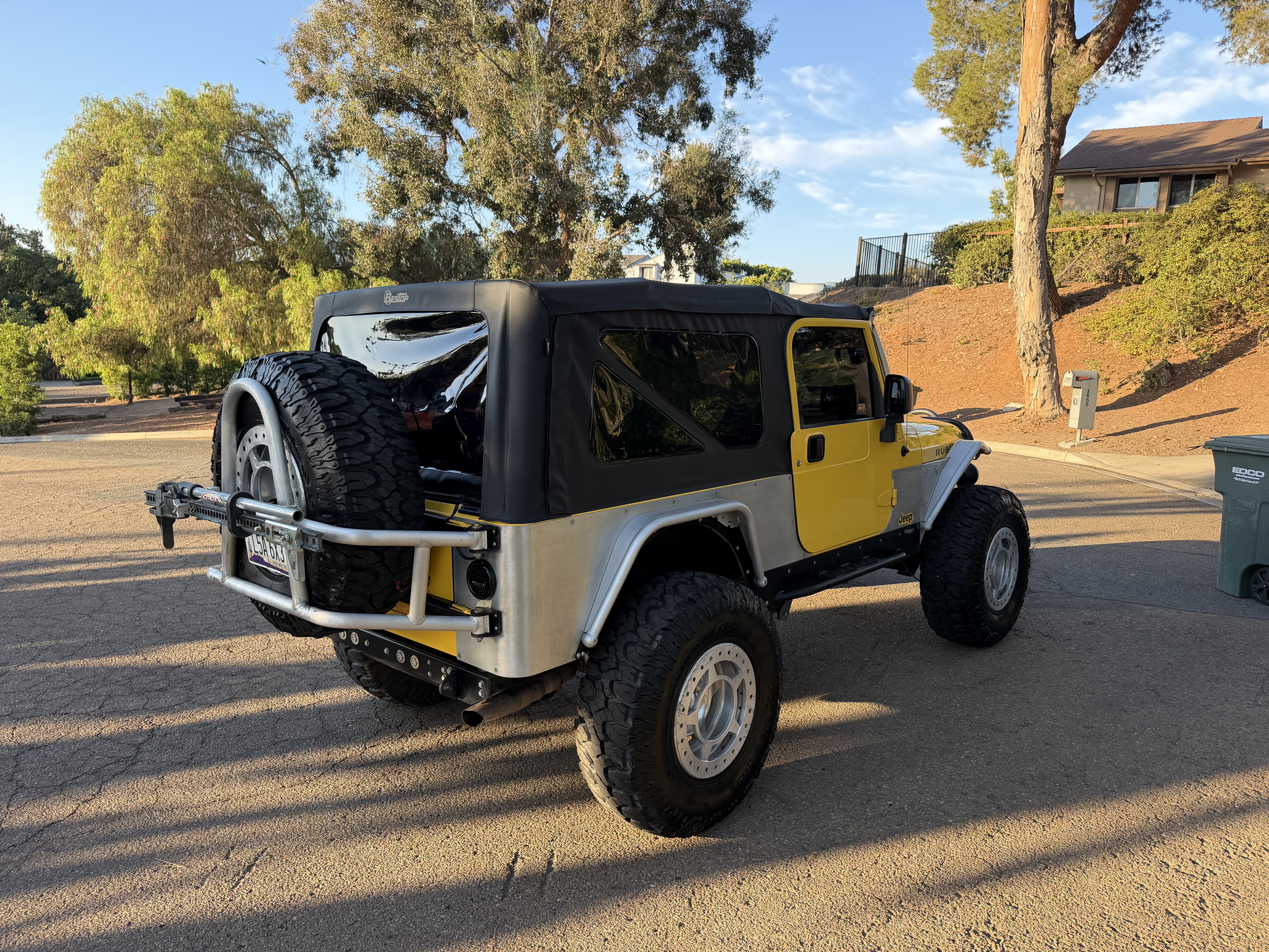 Used 2006 Jeep Wrangler Unlimited Rubicon w/ Security Group AWD/4WD image 8