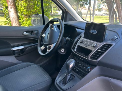 Used 2020 Ford Transit Connect XLT w/ CNG/LPG Engine Prep Package image 6