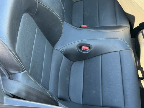 Used 2022 Ford Mustang Premium image 13