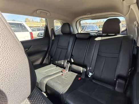 Used 2016 Nissan Rogue SL image 8