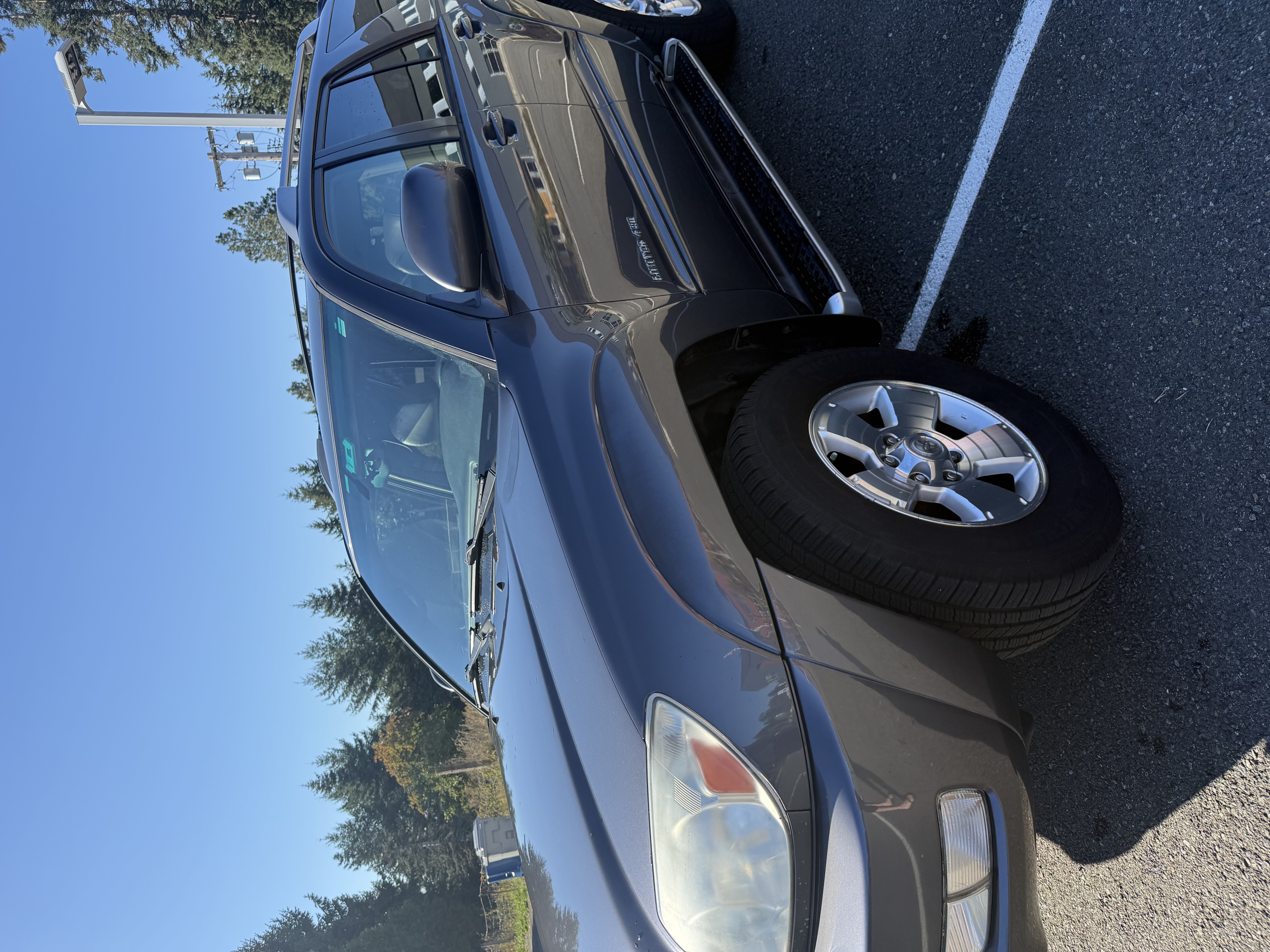 Used 2003 Toyota 4Runner Limited w/ Preferred Accessory Pkg AWD/4WD image 2
