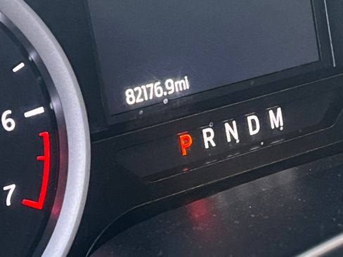 Used 2021 Ford Expedition XLT image 9