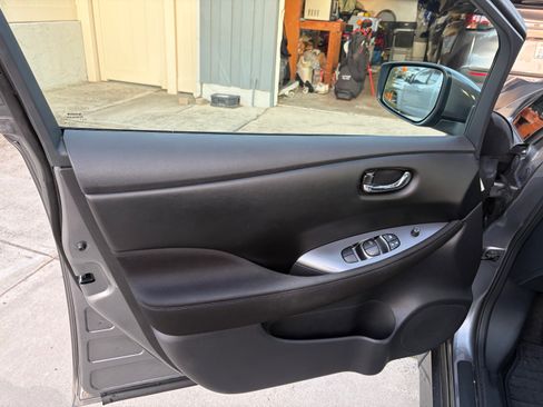 Used 2022 Nissan Leaf S Plus image 20