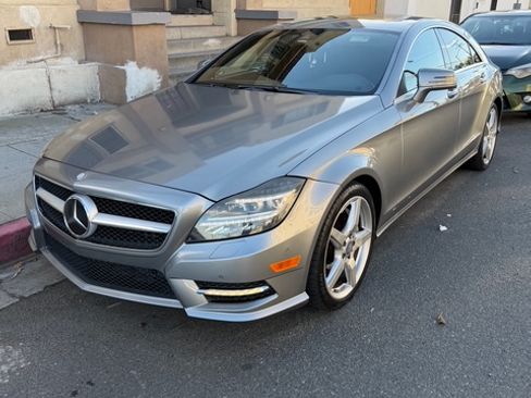 Used 2013 Mercedes-Benz CLS 550 image 1