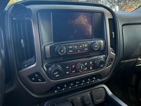 Used 2016 GMC Sierra 3500 Denali w/ Duramax Plus Package AWD/4WD image 8